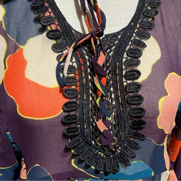 🌻BCBGeneration Floral Semi-Sheer Tie-Up Peplum Boho Blouse Size Medium - Picture 6 of 11